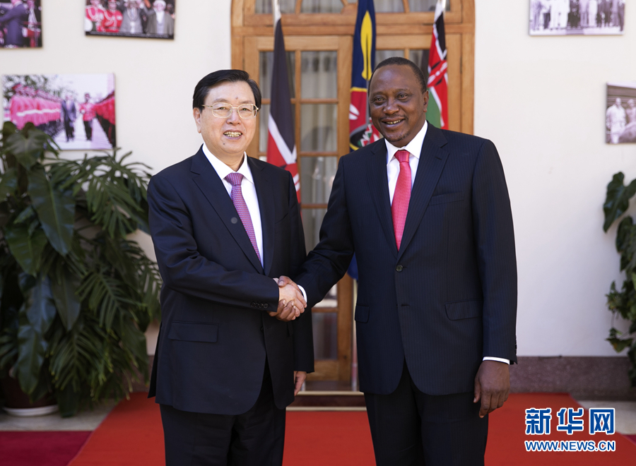 3月23日至26日，全國人大常委會委員長張德江對肯尼亞進行正式友好訪問。這是3月24日，張德江在肯尼亞首都內羅畢會見肯尼亞總統(tǒng)肯雅塔。 新華社記者馬占成攝