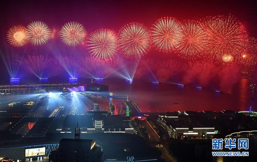 （新華全媒頭條&middot;上合青島峰會&middot;圖文互動）（5）攜手前進，開啟上合發(fā)展新征程 &mdash;&mdash;習近平主席主持上合組織青島峰會 并舉行系列活動紀實