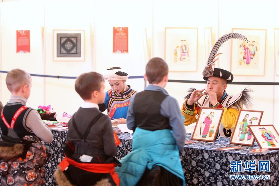 （新華全媒頭條·出訪·側(cè)記·圖文互動(dòng)）（4）你好老朋友！開啟新時(shí)代！——習(xí)近平主席和普京總統(tǒng)引領(lǐng)中俄全面戰(zhàn)略協(xié)作伙伴關(guān)系邁入新時(shí)代