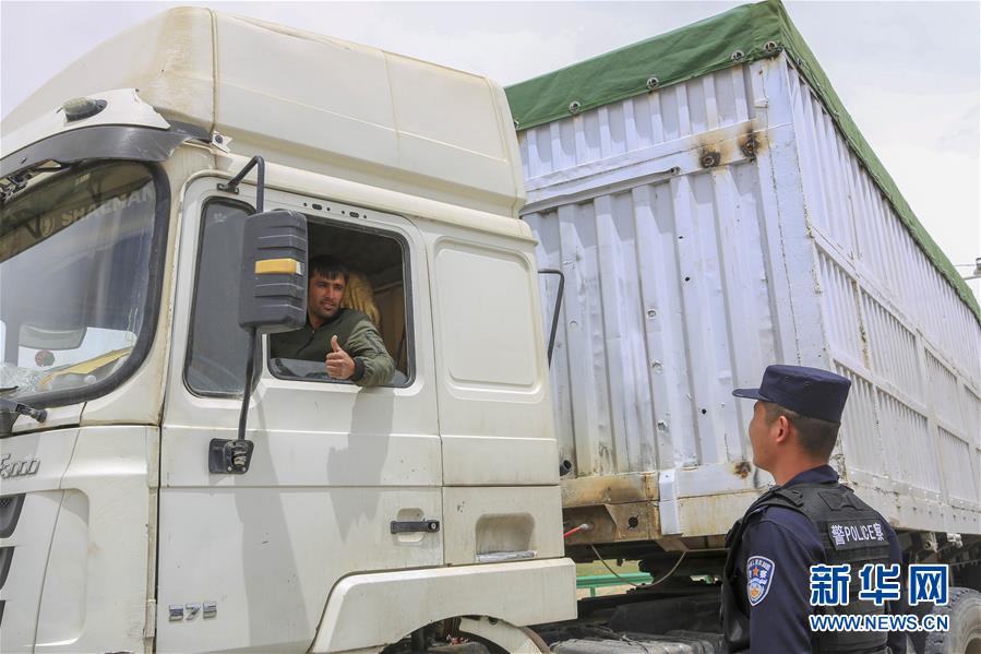 (經(jīng)濟)(3)卡拉蘇口岸:中塔貿(mào)易迎“春風(fēng)”