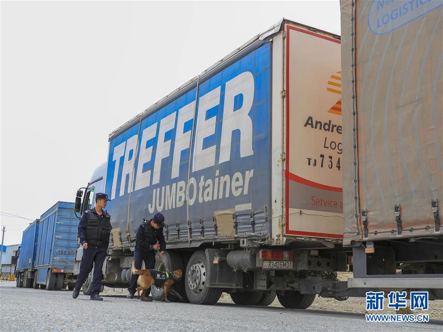 (經(jīng)濟)(4)卡拉蘇口岸:中塔貿(mào)易迎“春風”