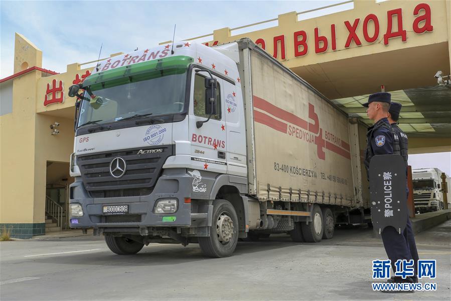 (經(jīng)濟(jì))(5)卡拉蘇口岸:中塔貿(mào)易迎“春風(fēng)”