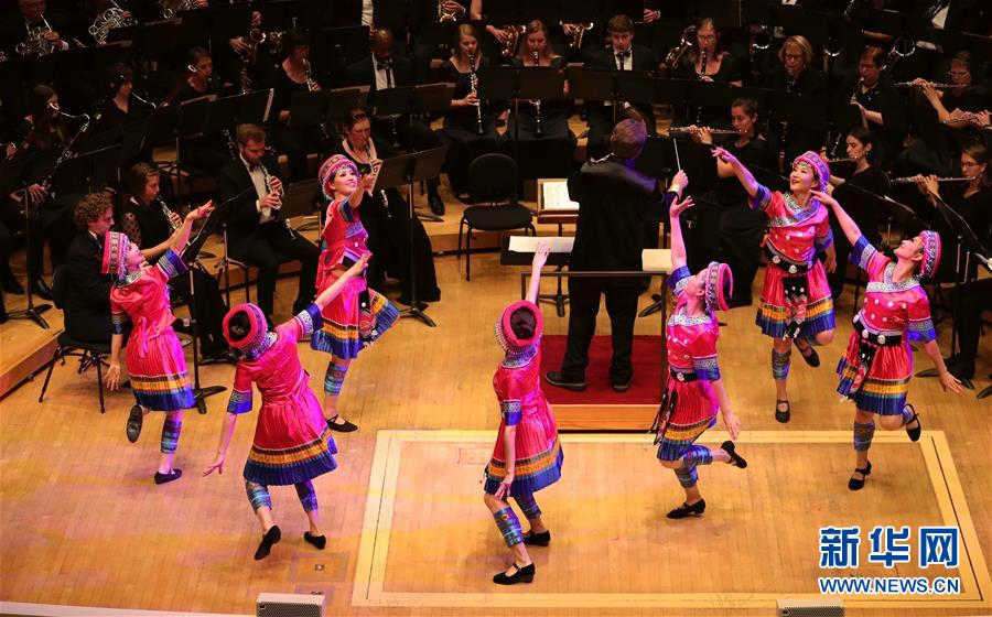 (國(guó)際)(4)第三屆“友誼地久天長(zhǎng)”中美音樂會(huì)在美舉行