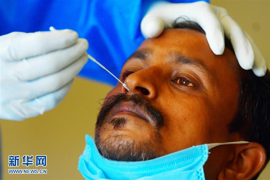 (國(guó)際疫情)(1)印度新冠確診病例突破7萬(wàn)例