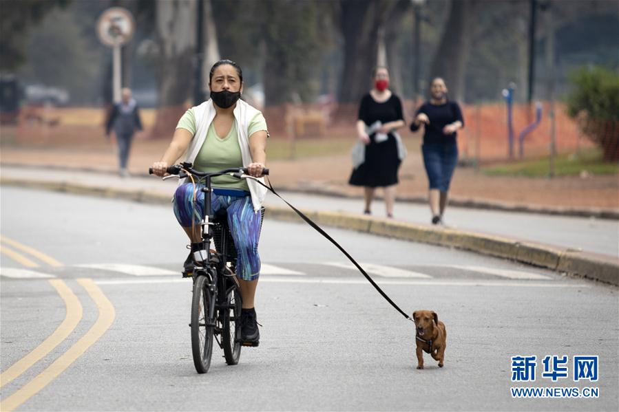(國(guó)際疫情)(1)阿根廷單日新增新冠病例超7000例 創(chuàng)單日新增最高紀(jì)錄