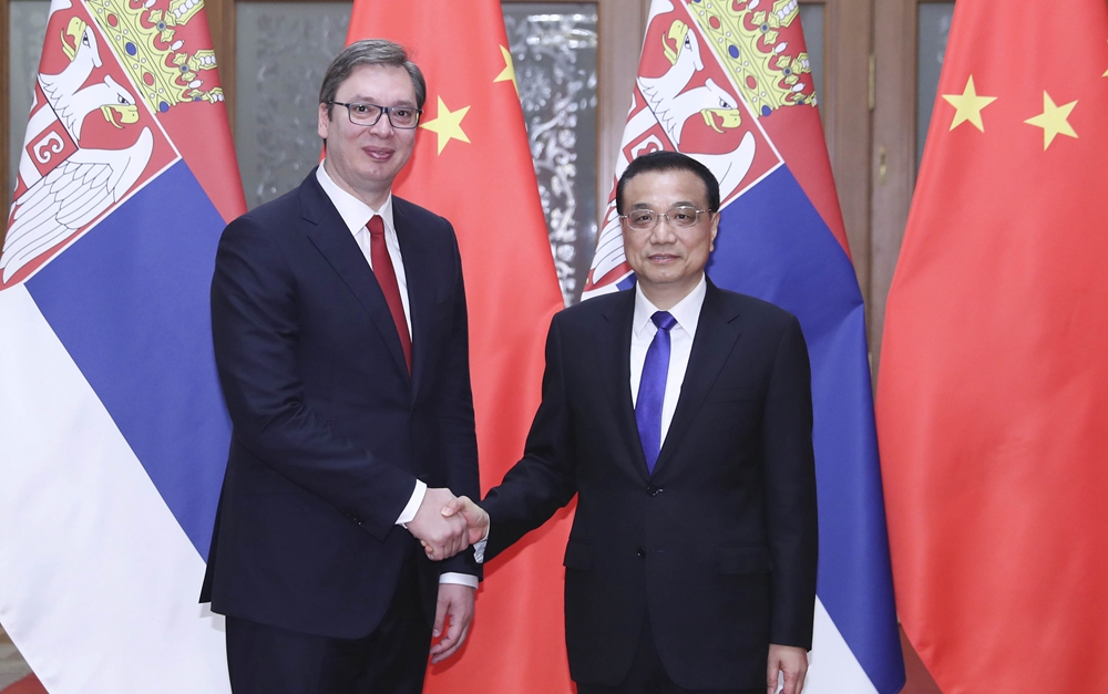 李克強會見塞爾維亞總理、當選總統(tǒng)武契奇