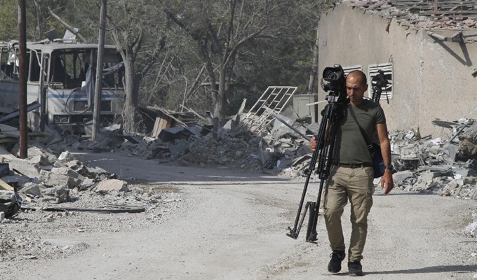 假如真有化武，我們?cè)趺纯赡苓€站在這里？&mdash;&mdash;來(lái)自敘利亞人的追問(wèn)