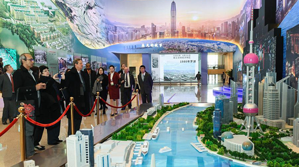 &ldquo;偉大的變革&mdash;&mdash;慶祝改革開(kāi)放40周年大型展覽&rdquo;迎來(lái)外賓專場(chǎng)