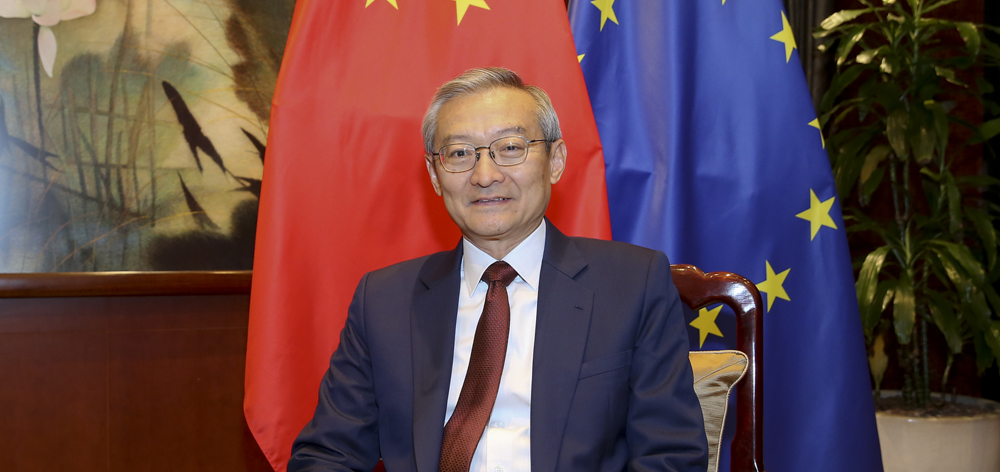 專(zhuān)訪(fǎng)：中歐已形成“你中有我、我中有你”的利益交融格局——訪(fǎng)中國(guó)駐歐盟使團(tuán)團(tuán)長(zhǎng)張明